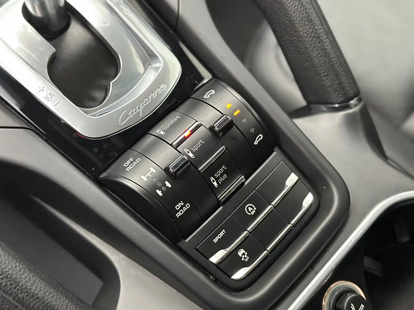 Porsche Cayenne 2015 Cayenne 3.0T фото 24