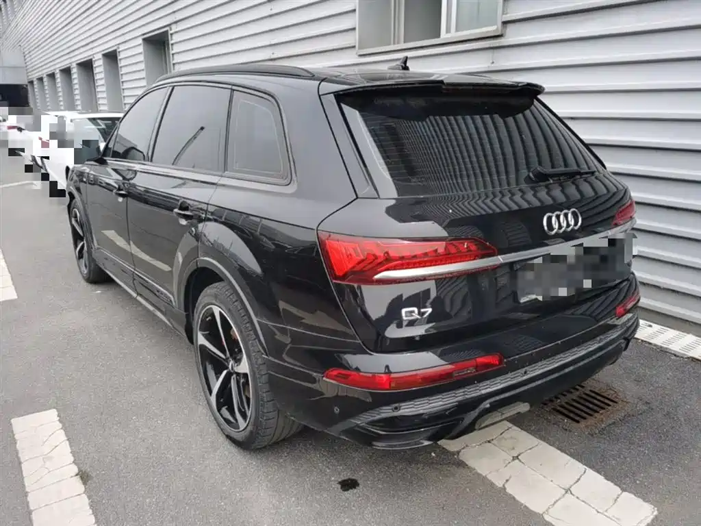 Audi Q7 2021 55 TFSI quattro S line Sport фото 9