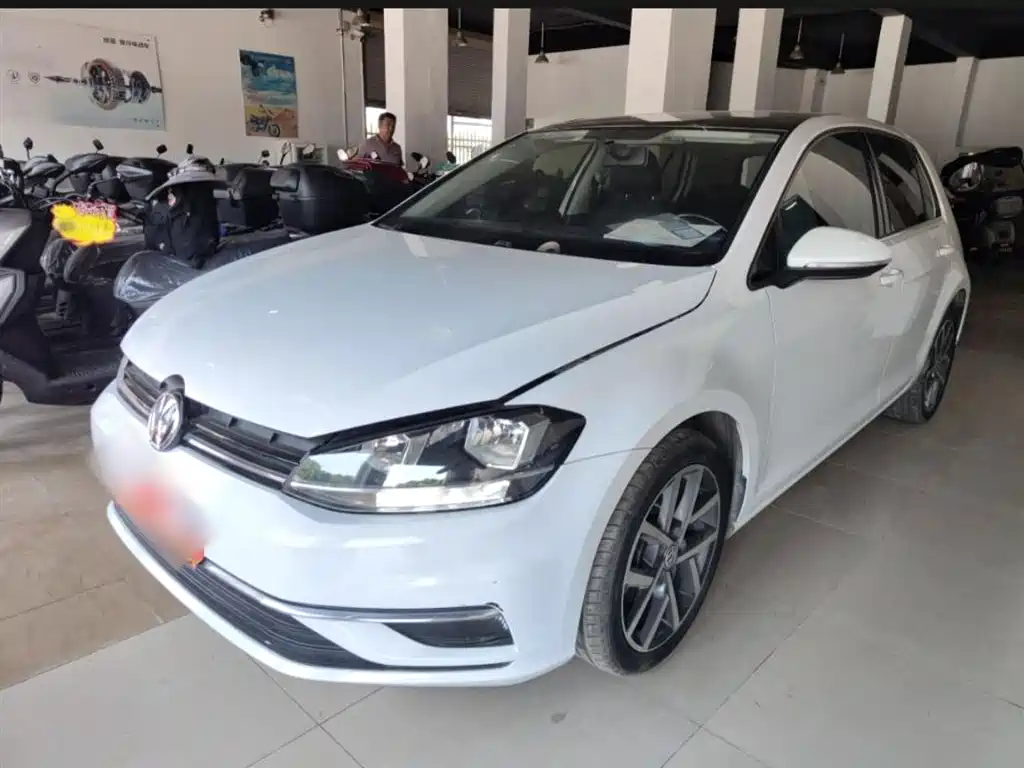 Volkswagen Golf 2020 200TSI DSG Comfort Progressive Edition