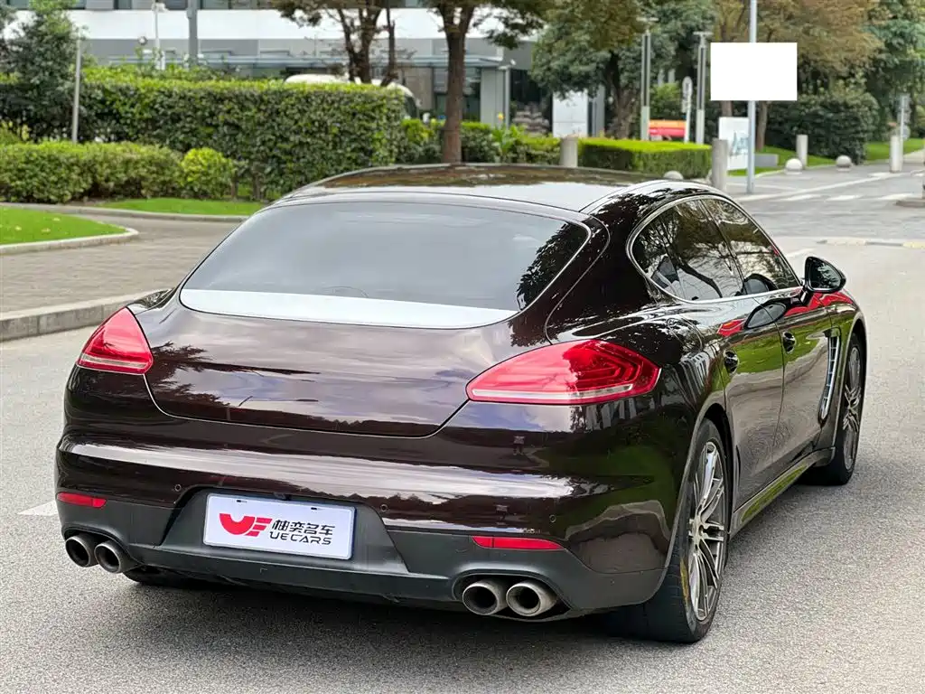 Porsche Panamera 2014 Panamera 4 Executive 3.0T фото 4