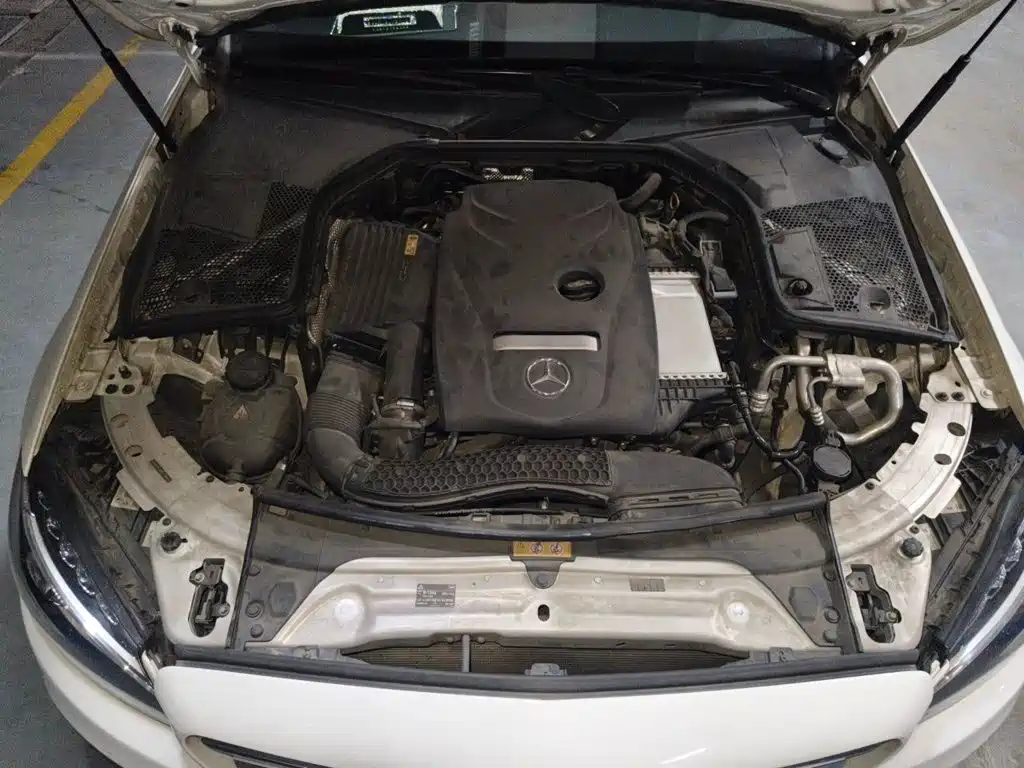 Фото 11 - Mercedes-Benz C-Class