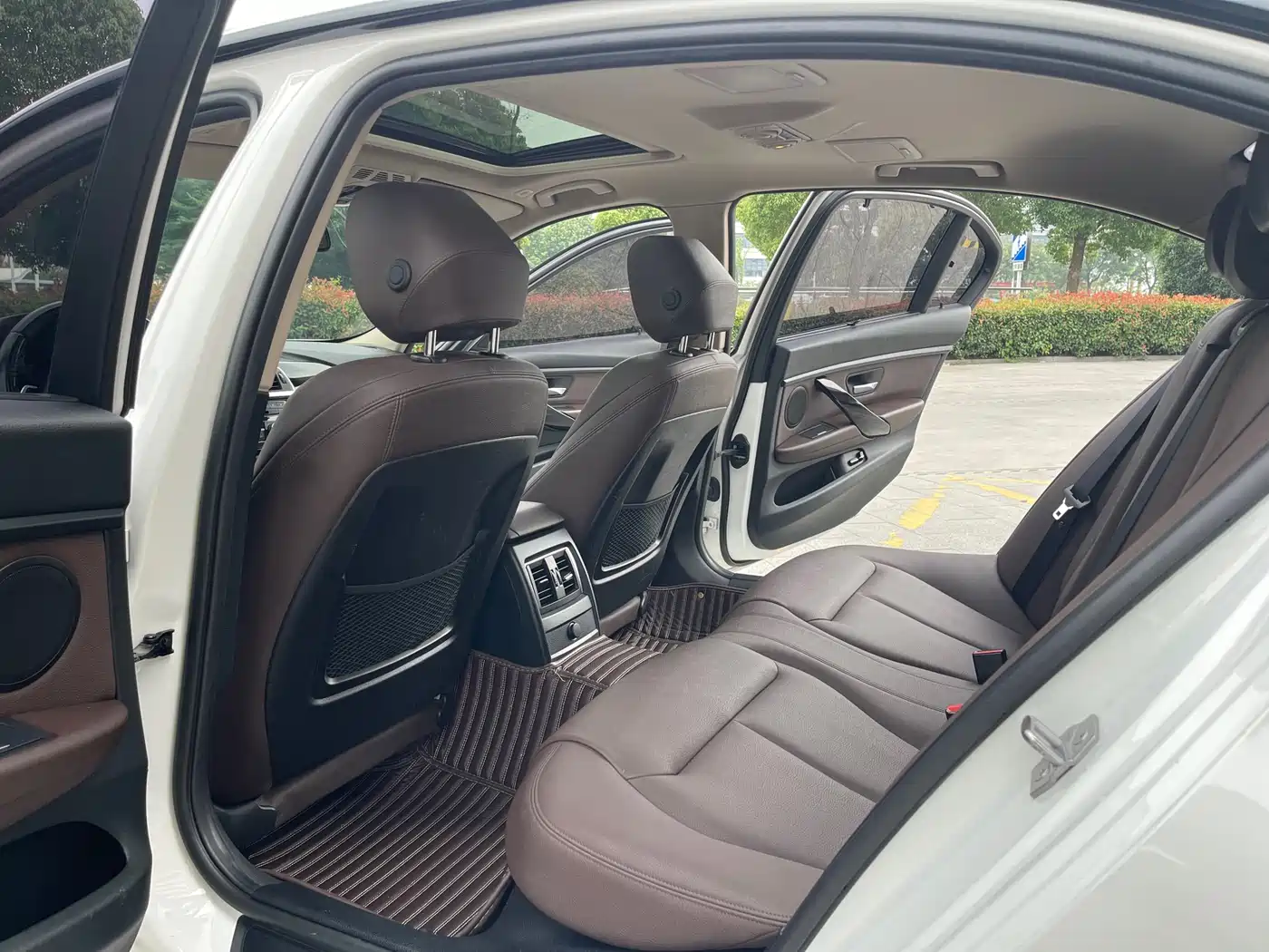 BMW 3 Series 2019 320Li M Luxury Package фото 6