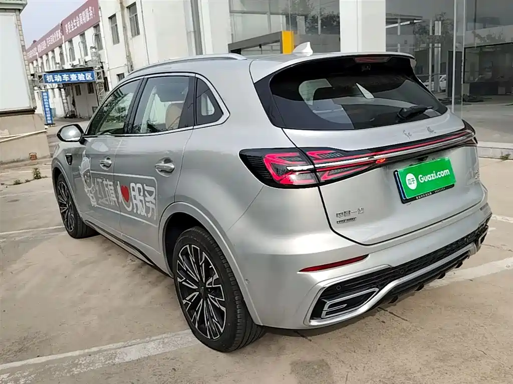 Hongqi HS5 2023 2.0T 4WD Flag Leader Pro фото 5