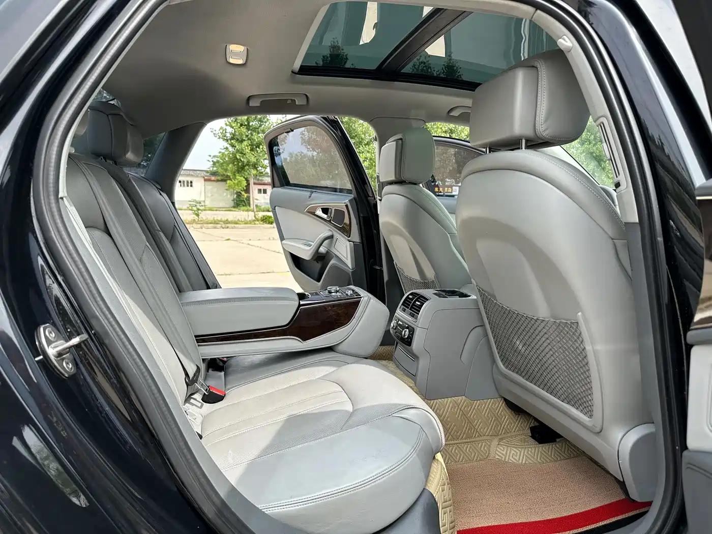 Audi A6L 2014 35 FSI Comfort фото 9