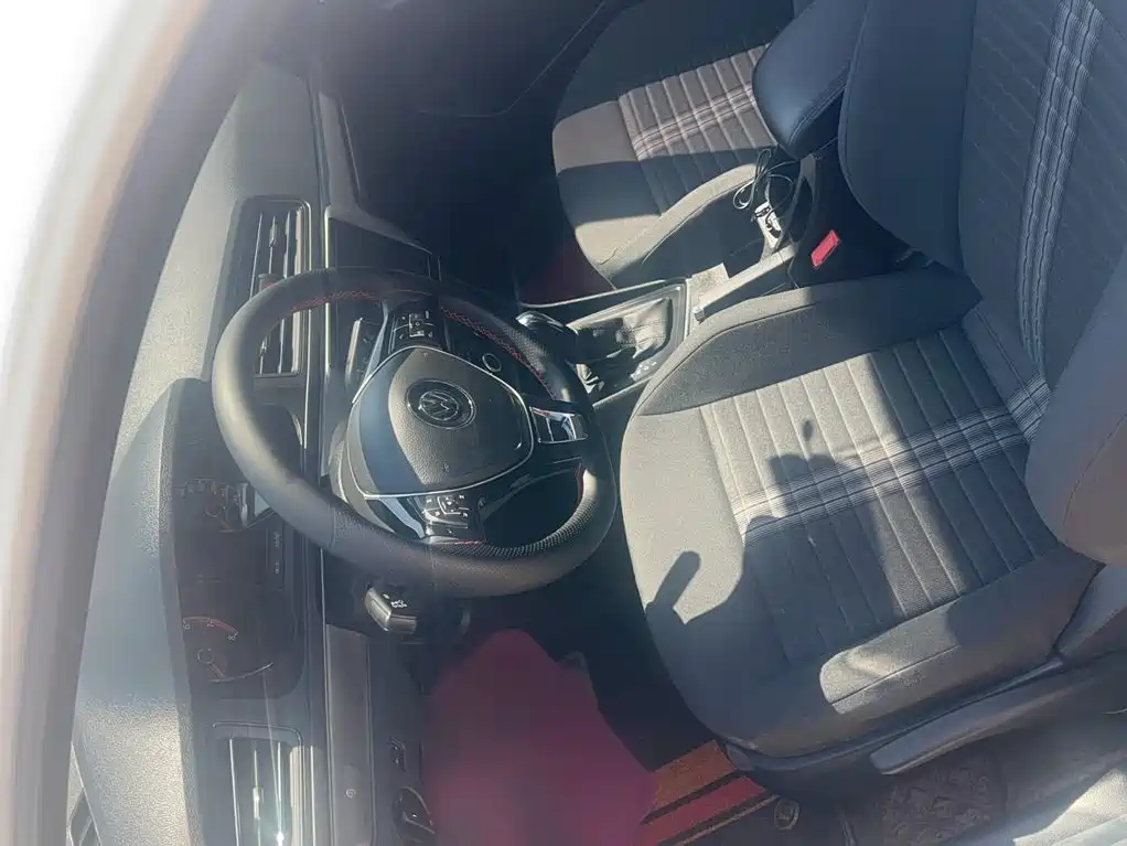 Volkswagen Lavida, миниатюра 13