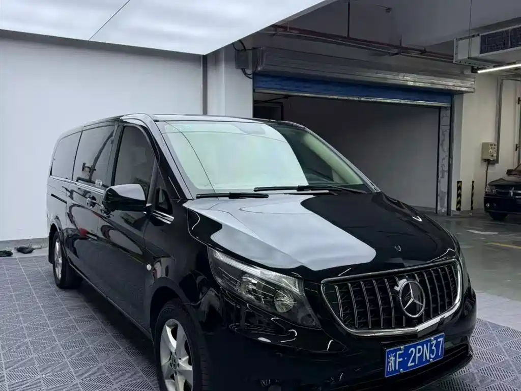 Mercedes-Benz Vito 2020 2.0T Elite Edition (7-seater) фото 3
