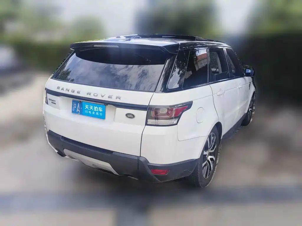 Фото 2 - Land Rover Range Rover Sport