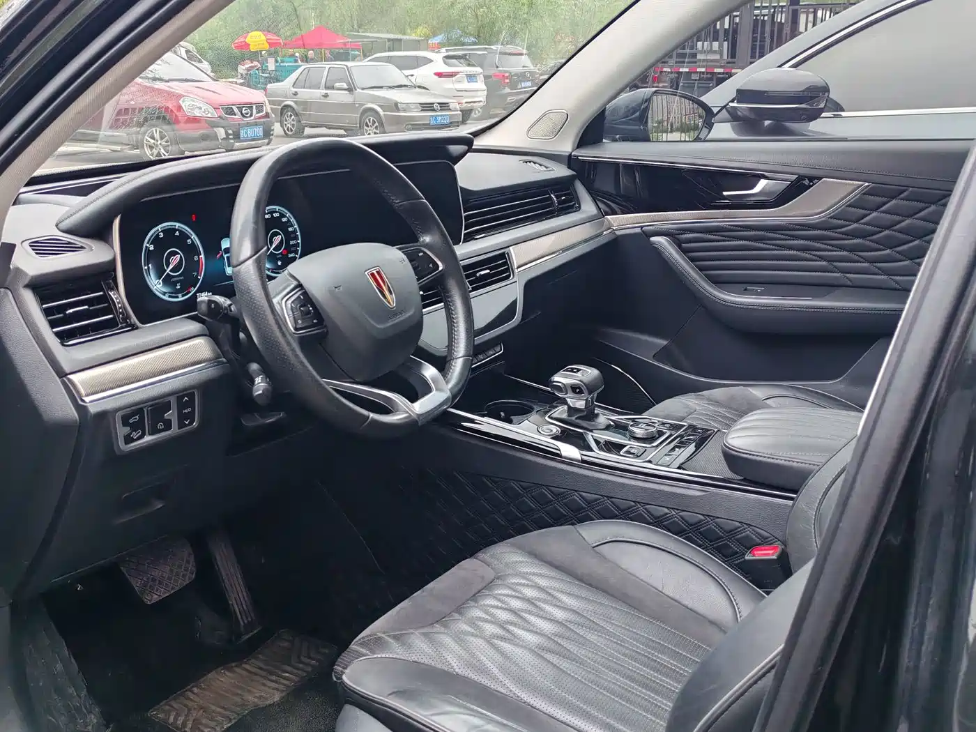 Hongqi HS5 2022 2.0T Smart Connect Premium Edition фото 4