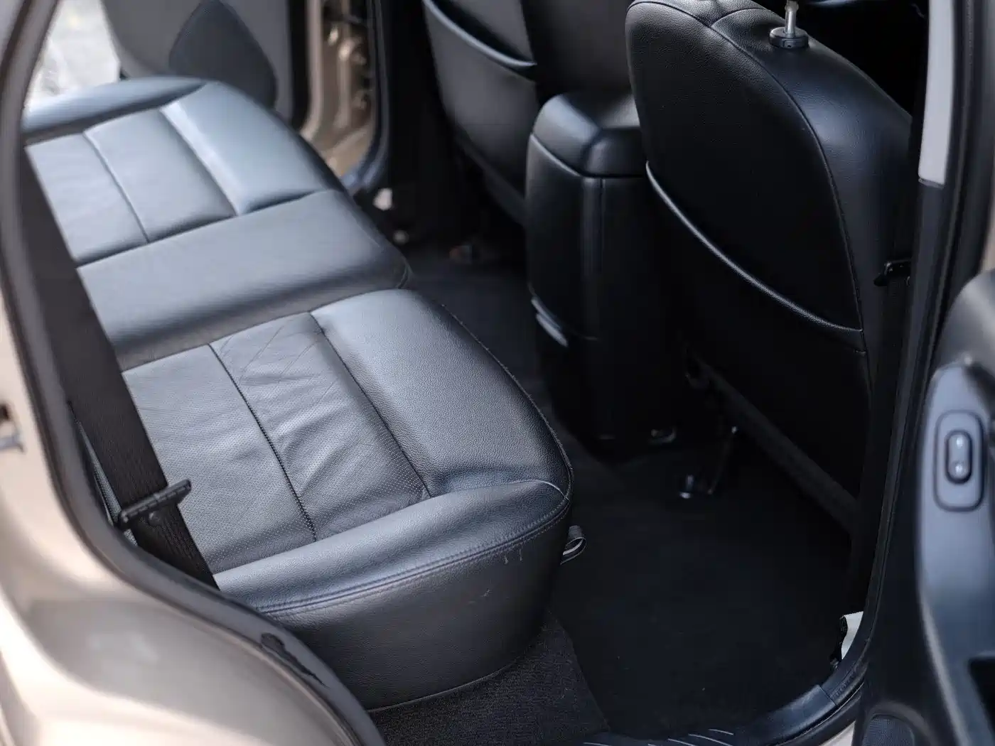 Ford Escape (Import) 2007 2005 3.0 AT