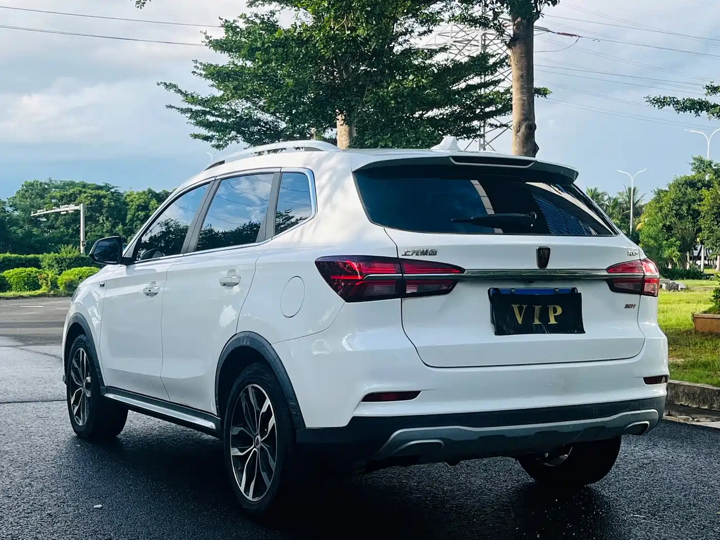 Фото 6 - Roewe RX5