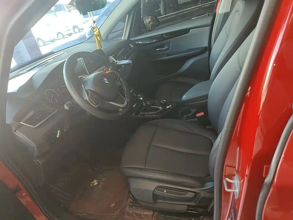 BMW 2 Series Touring 2019 2018 218i Luxury Line