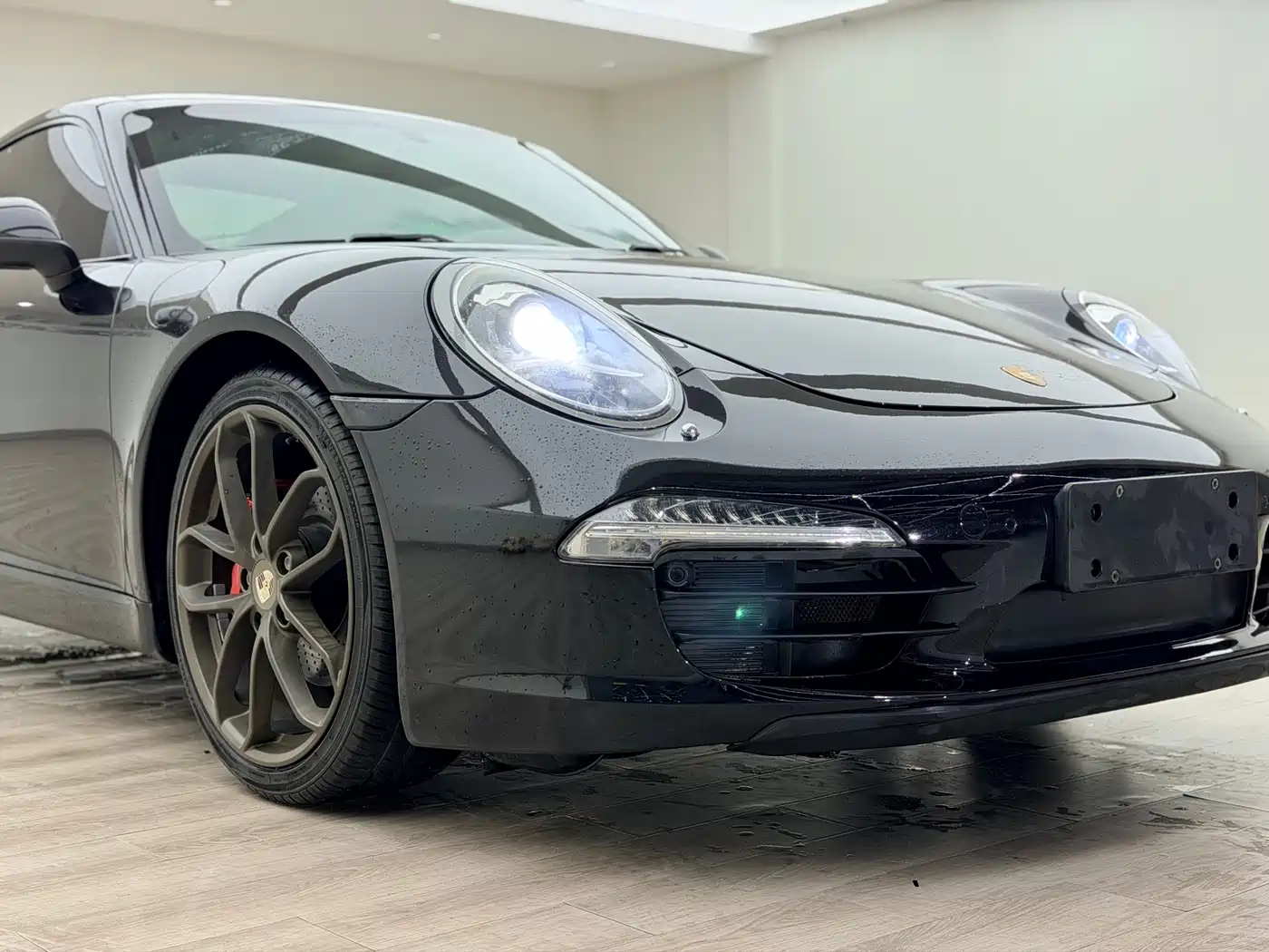 Porsche 911 2012 Carrera 3.4L фото 17