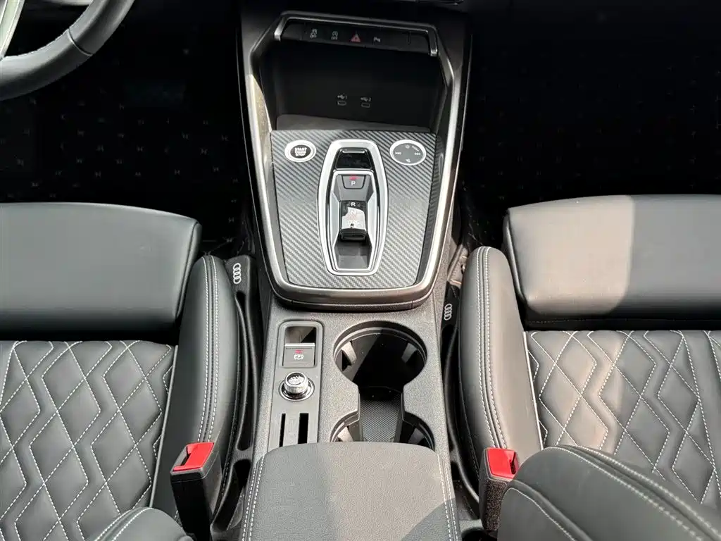 Audi A3 2025 A3L Limousine 35TFSI Flying Premium фото 21