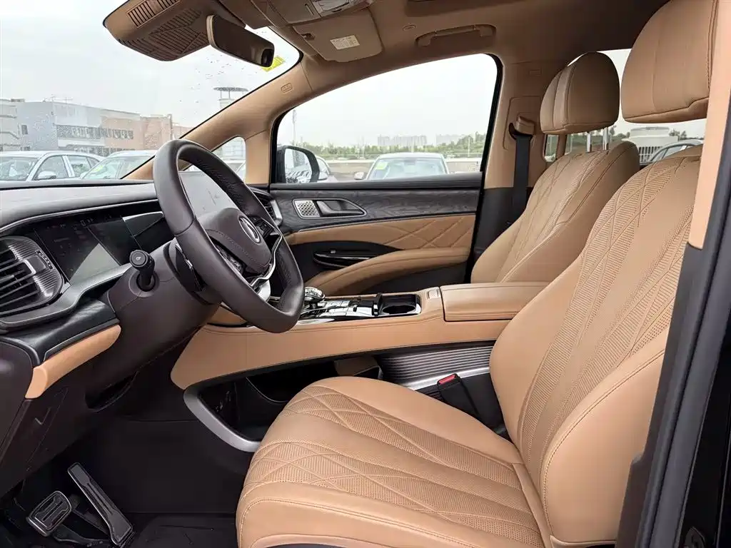 Denza D9 2025 DM-i Smart Drive Edition 1020 AWD Premium фото 8