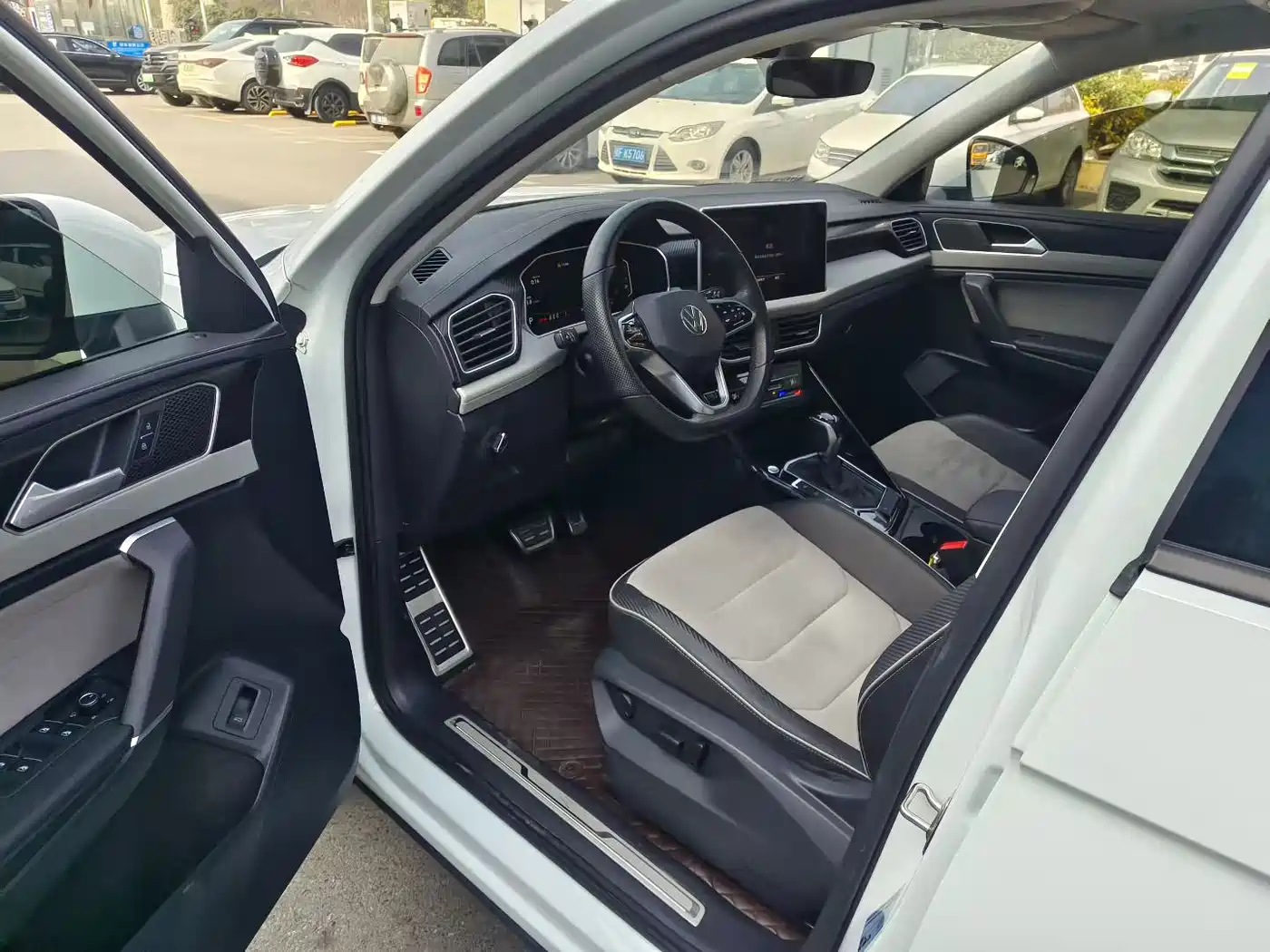 Volkswagen Tayron X 2023 330TSI 2WD Premium High-Performance Edition фото 2