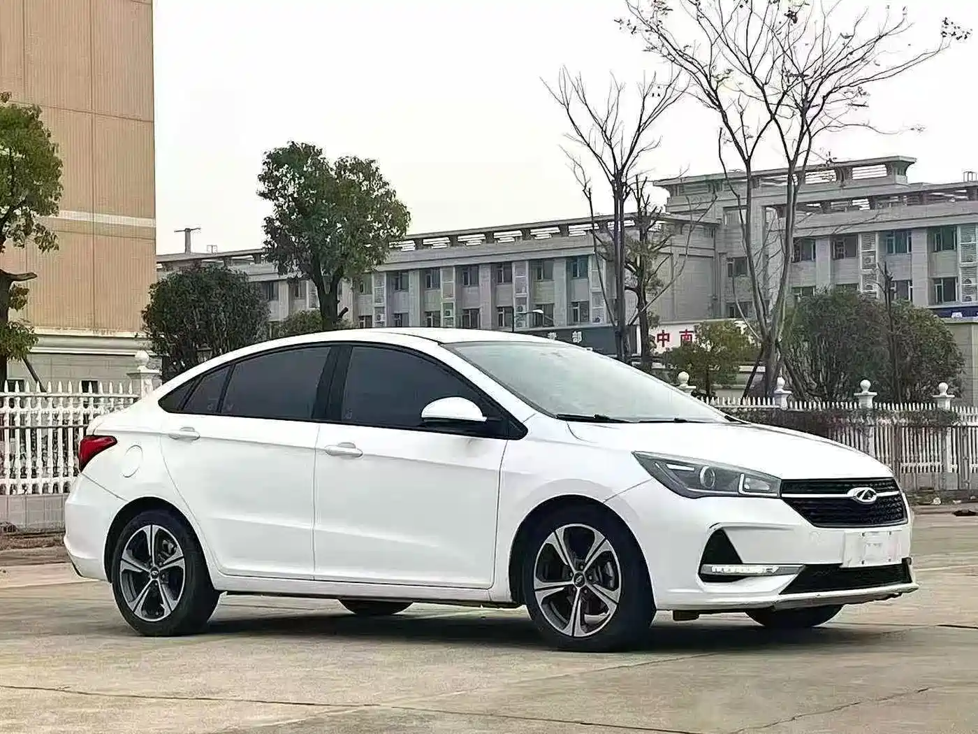 CHERY ARRIZO 5