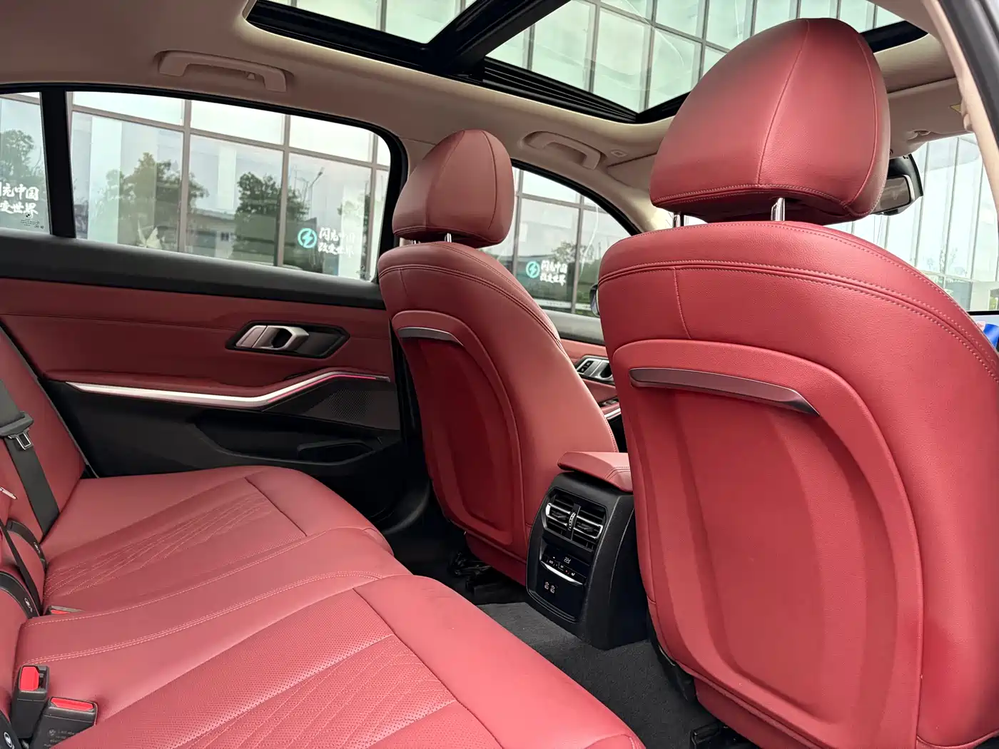 BMW 3 Series 2023 325Li M Sport Package фото 10