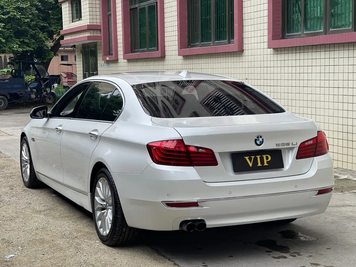 BMW 5 Series 2014 525Li Luxury Design Package фото 5