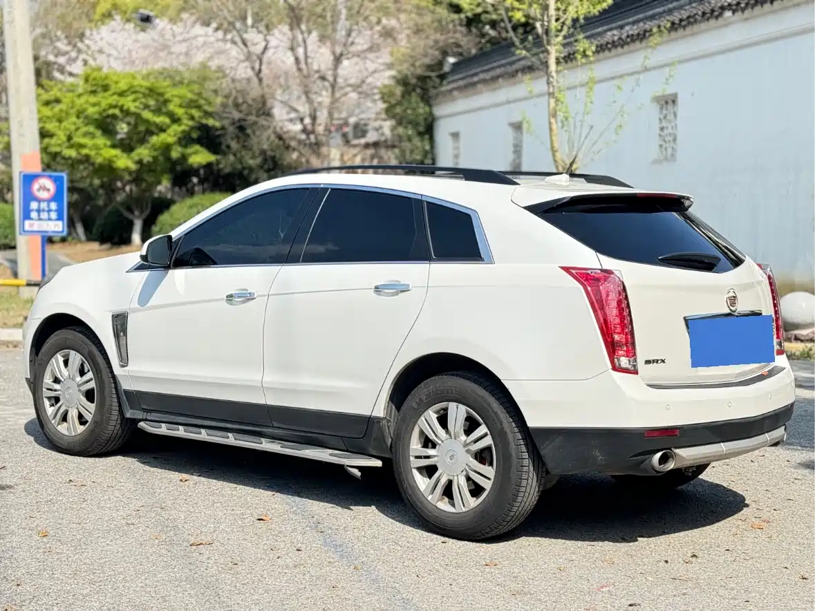 Cadillac SRX 2015 3.0L Comfort фото 6