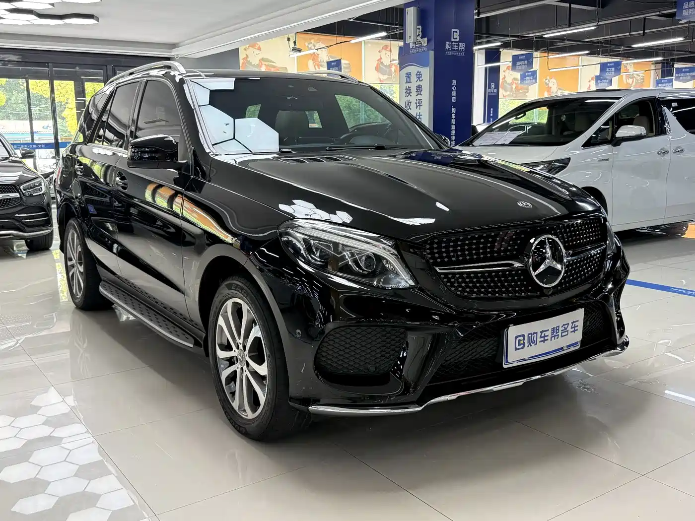 Mercedes-Benz GLE 2017 GLE 320 4MATIC Dynamic фото 3