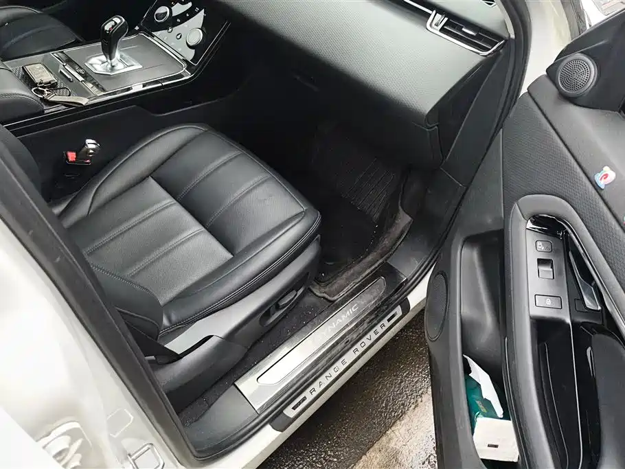 Land Rover Range Rover Evoque 2020 249PS R-DYNAMIC S Sport Edition фото 7