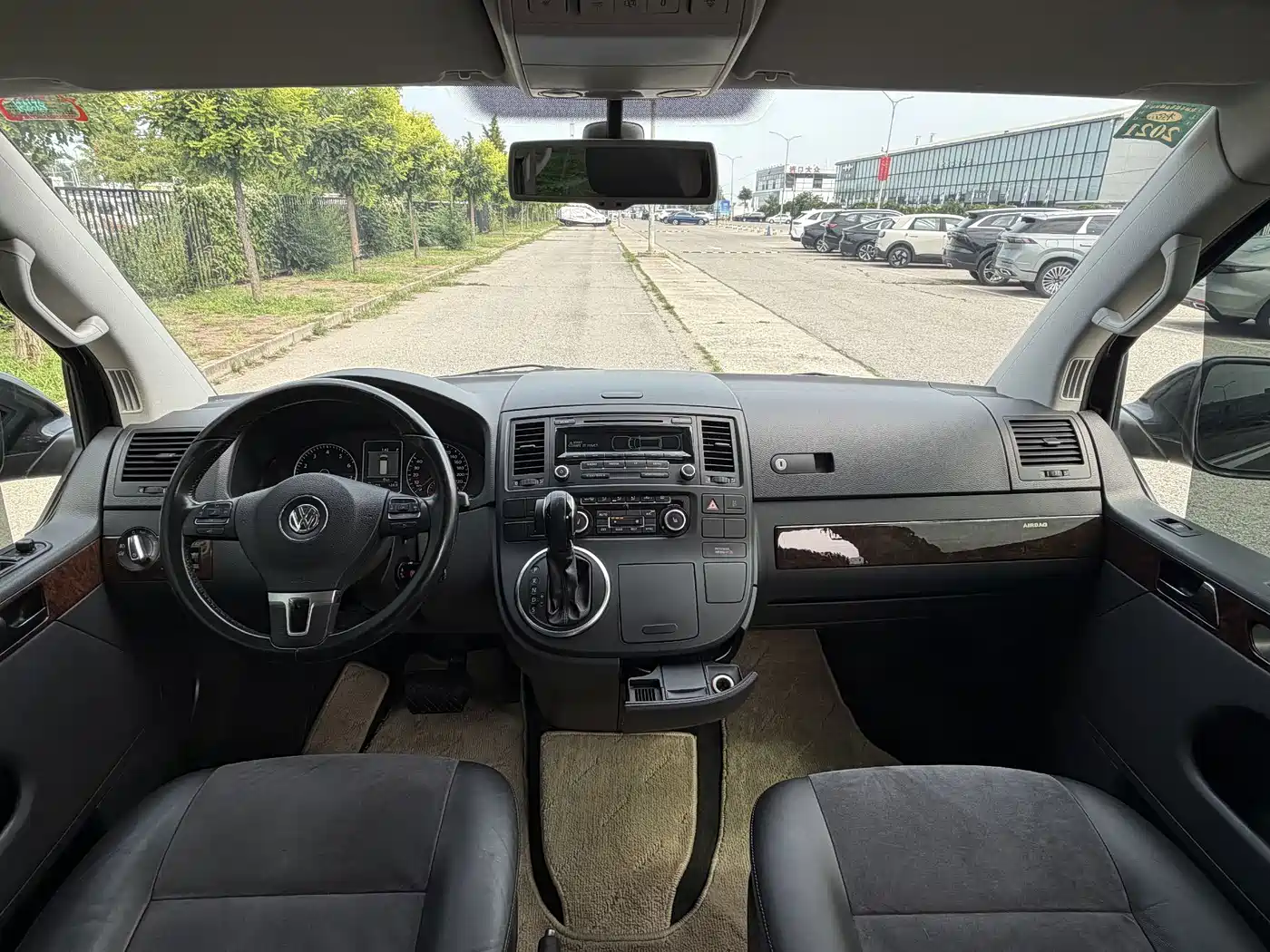 Volkswagen Multivan 2012 2012 2.0TSI 2WD Business Edition