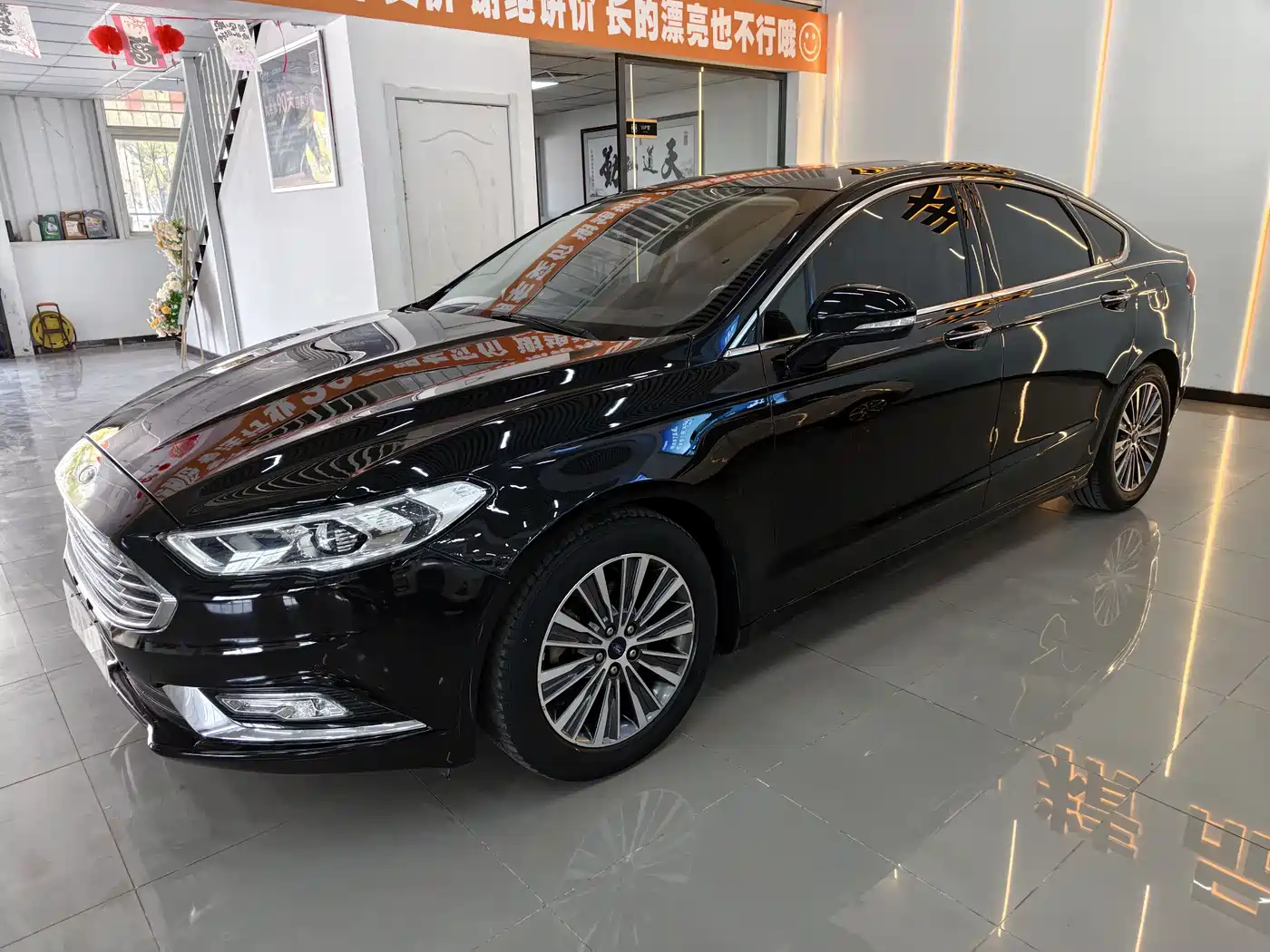 Photo 1 - Ford Mondeo