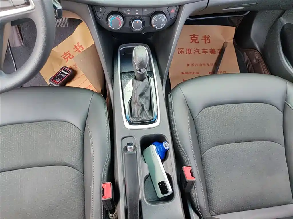 Chevrolet Cavalier 2019 320 Automatic Joy Edition фото 14