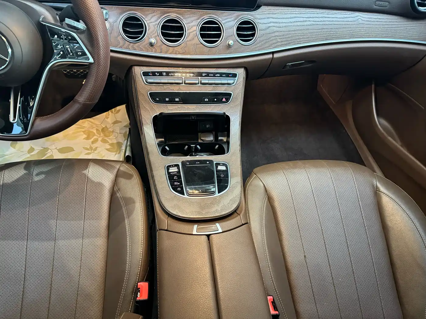 Mercedes-Benz E-Class 2021 E 300 L Fashion фото 13