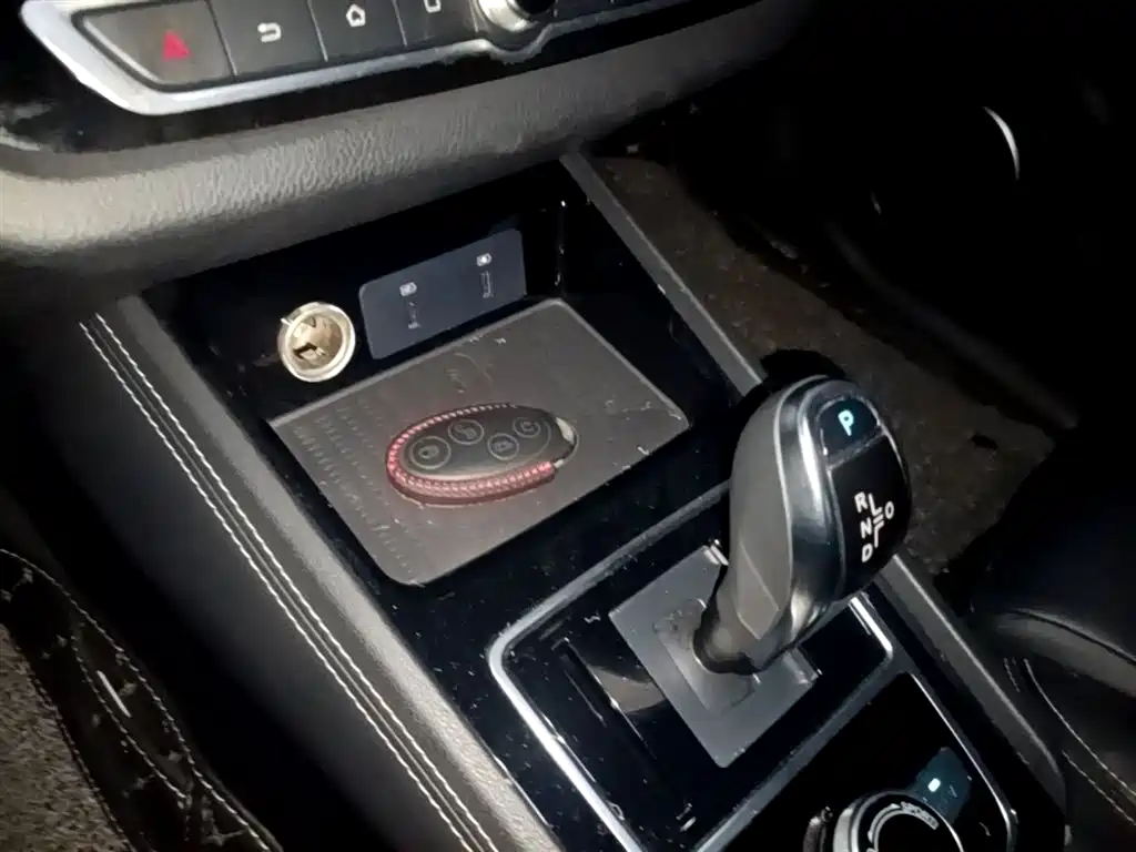 BYD Song New Energy 2019 Song DM 1.5TID Smart Connection Premium Type фото 17