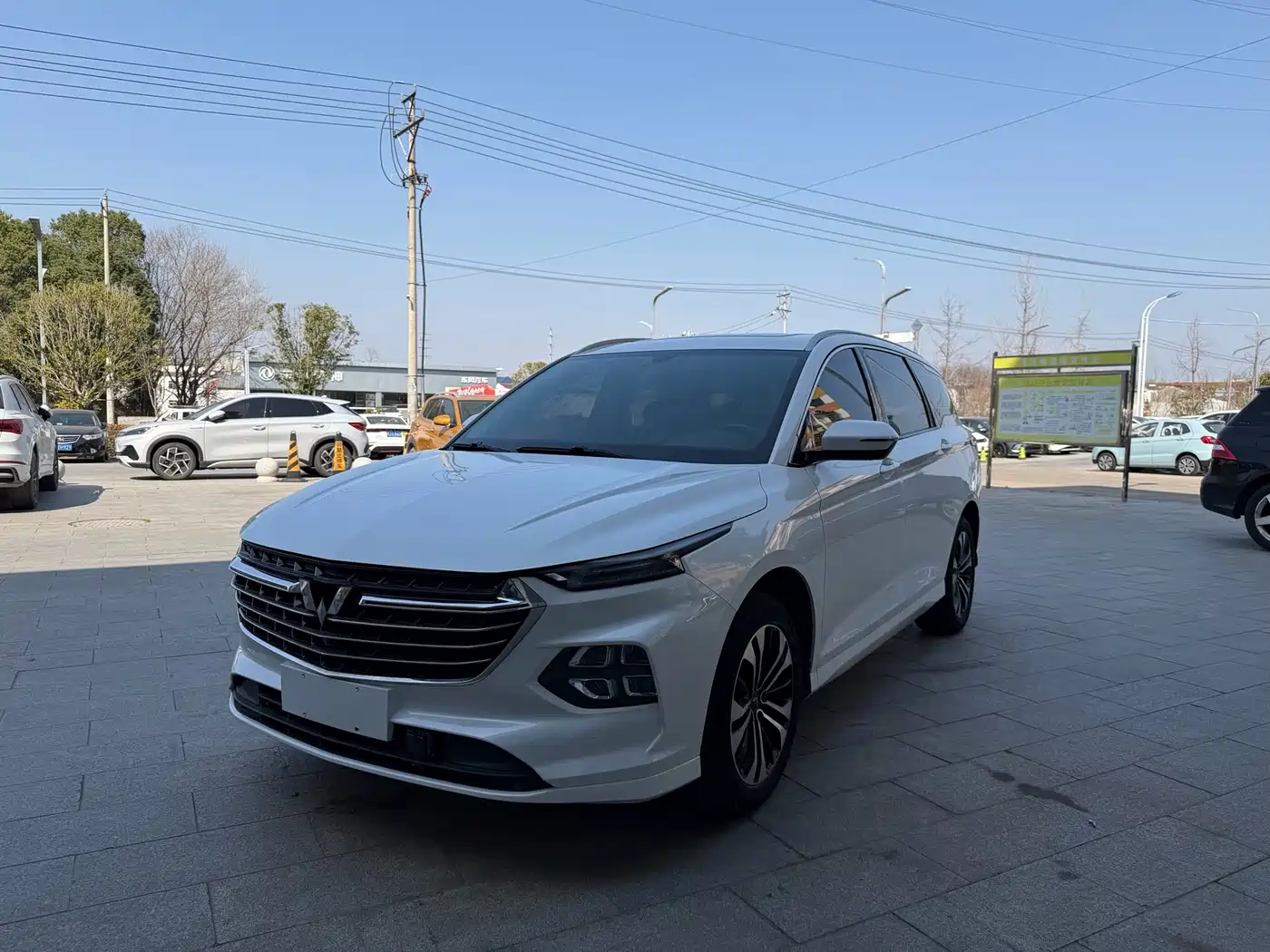 Фото 1 - Wuling Motors Wuling Victory