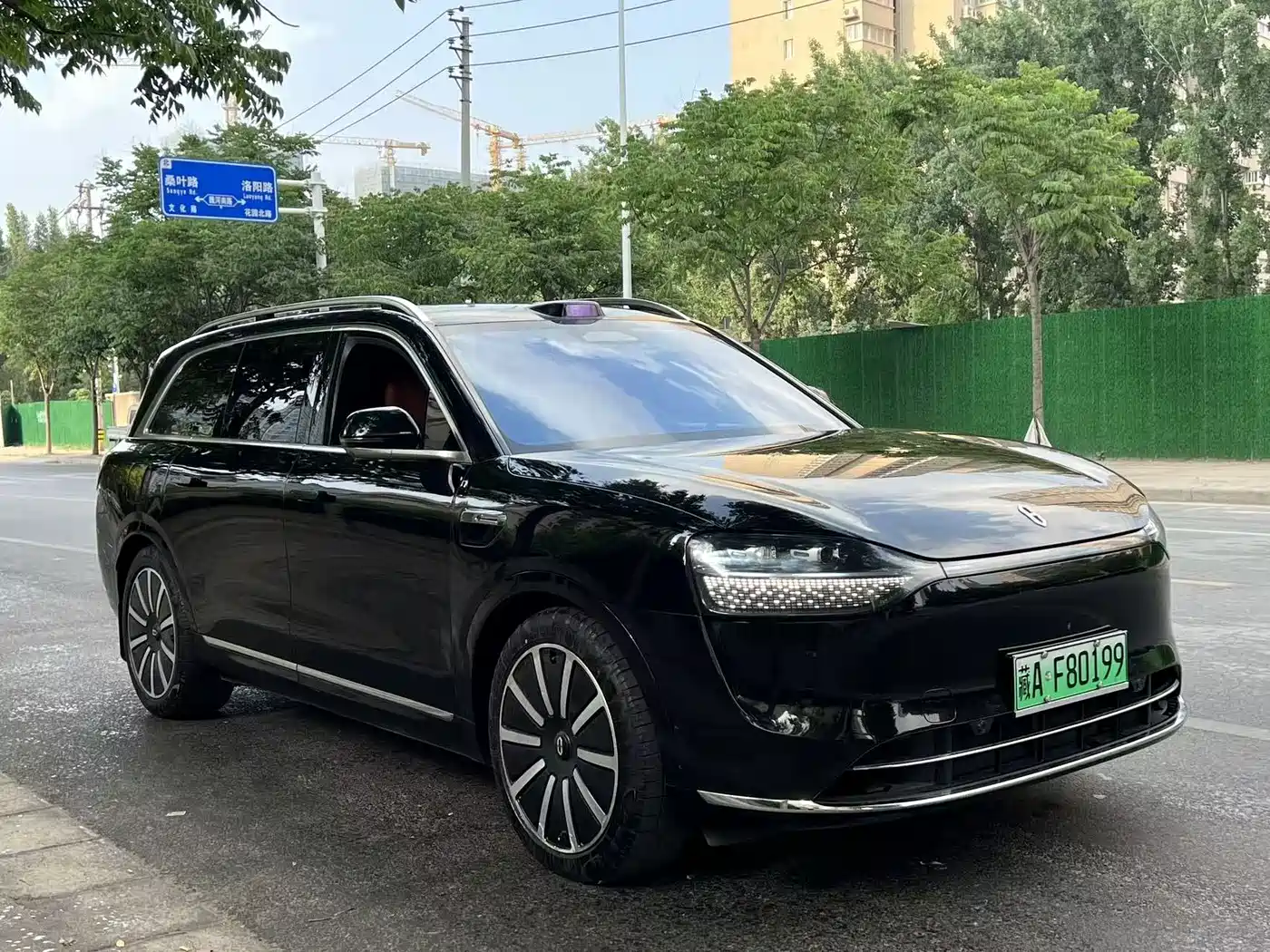 AITO Wenjie AITO M9 2025 Extended Range Ultra 52kWh 6-Seater фото 3