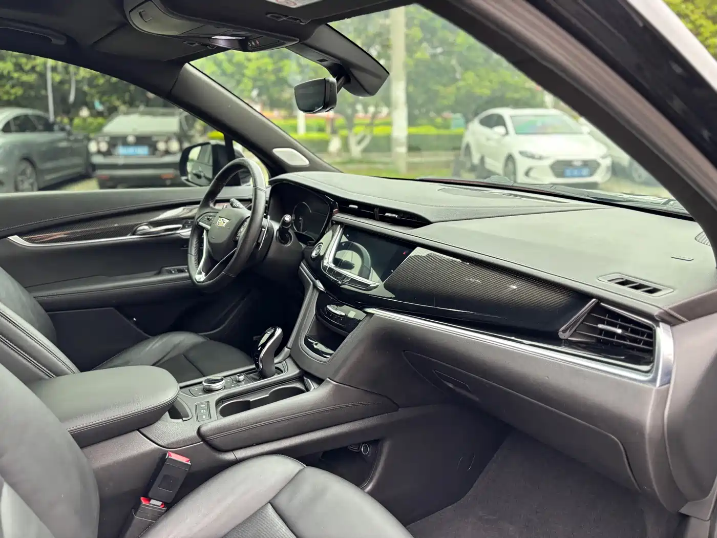 Cadillac XT6 2020 28T 6-Seater 4WD Leading Sport Model фото 22