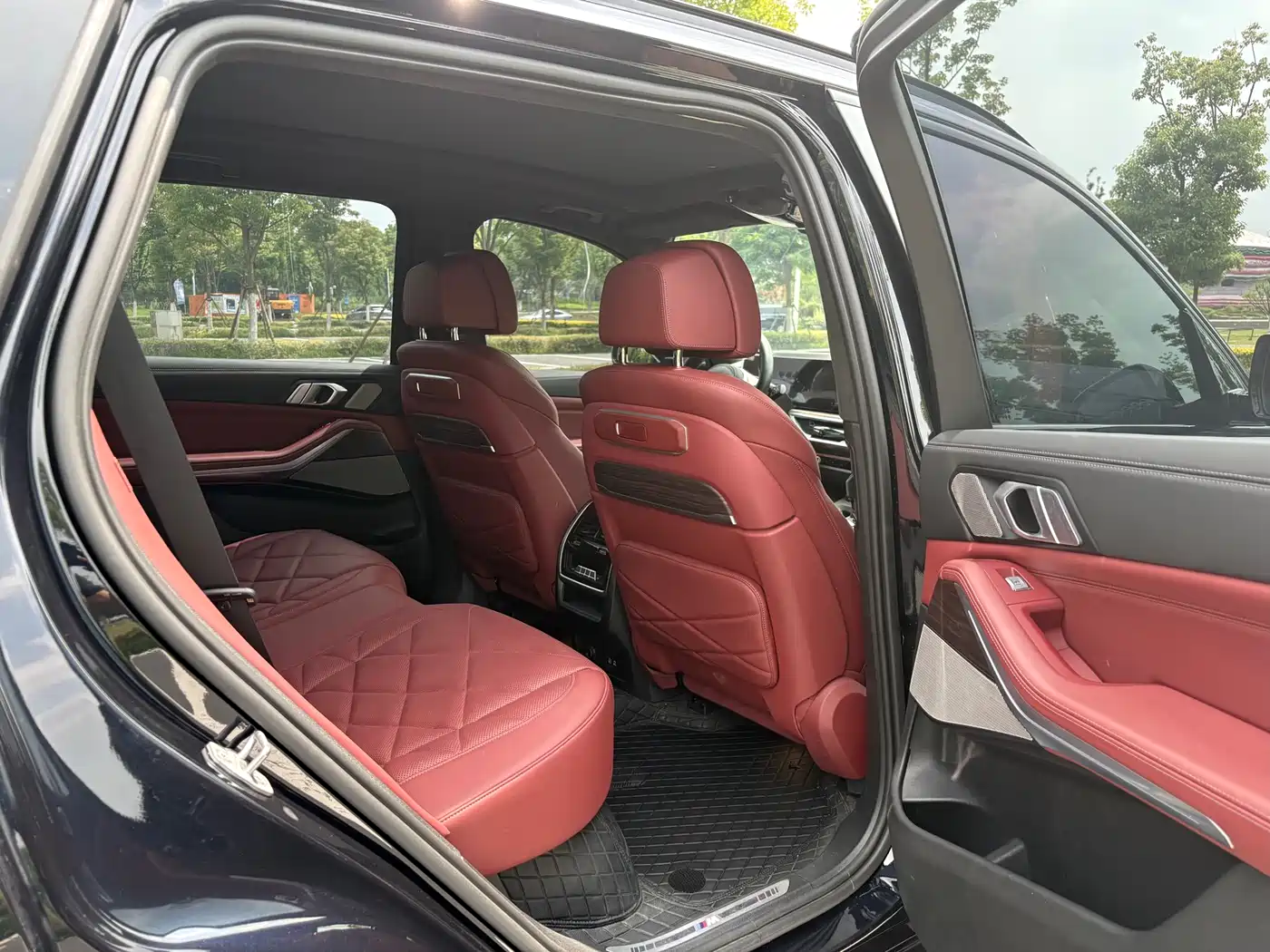 BMW X5 2023 xDrive 40Li M Sport Black Night Package фото 19