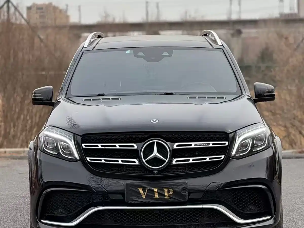 MERCEDES-BENZ GLS AMG