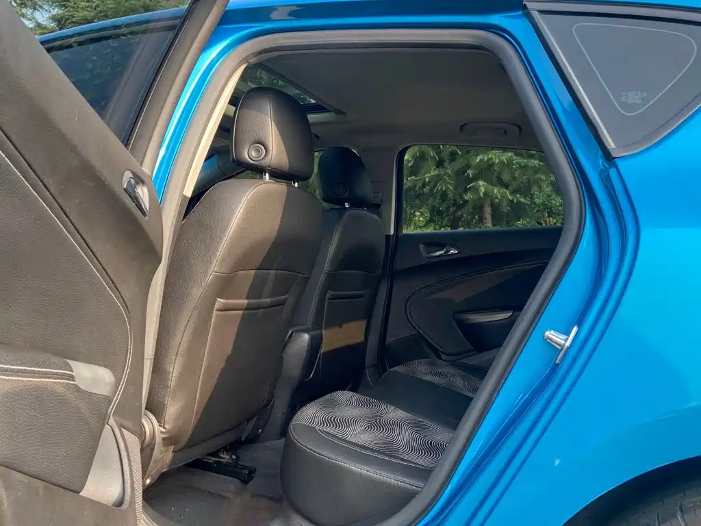 Фото 5 - Buick Excelle