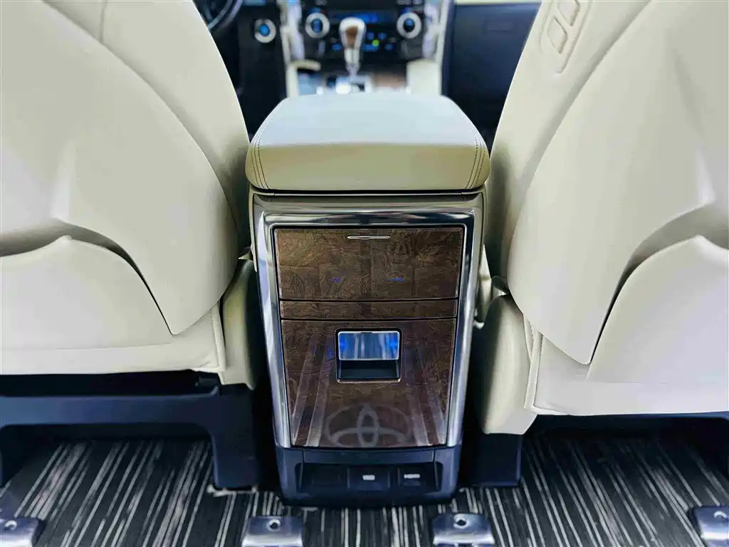Toyota Alphard 2015 3.5L Premium Edition фото 19