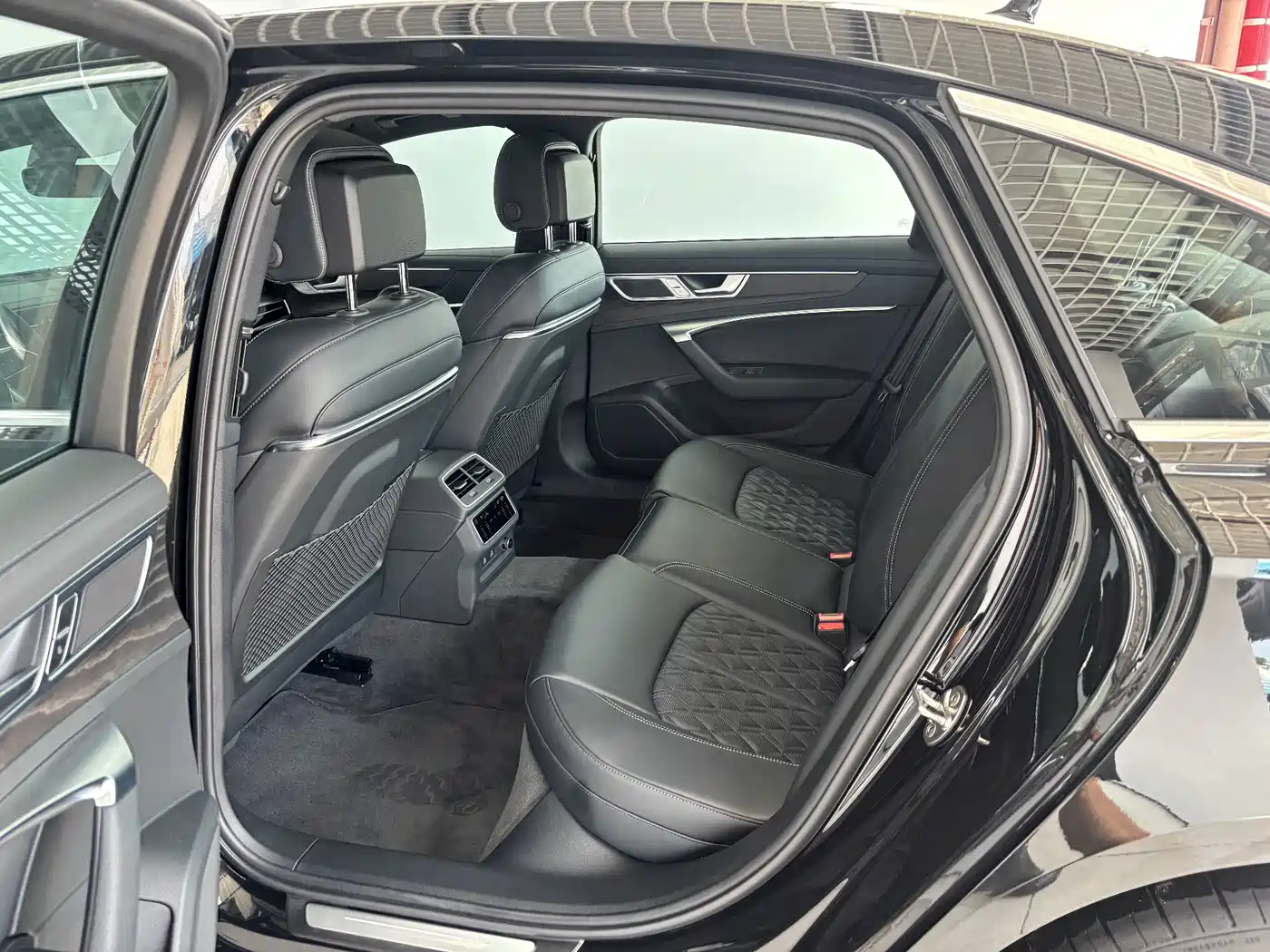 Audi A6L, миниатюра 22
