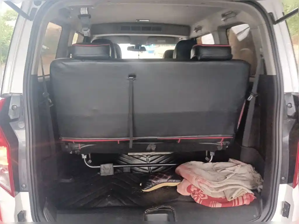 Wuling Motors Wuling Hongguang PLUS 2021 2019 1.5T Manual Luxury 7-seater