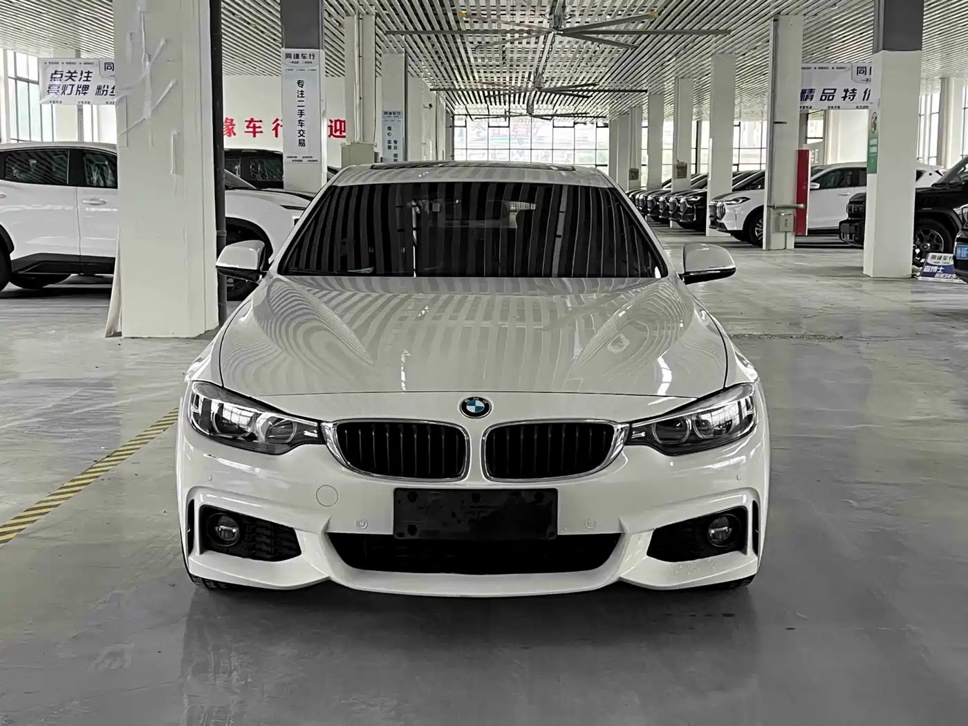 BMW 4 Series 2017 425i Gran Coupe Leading M Sport Package фото 4