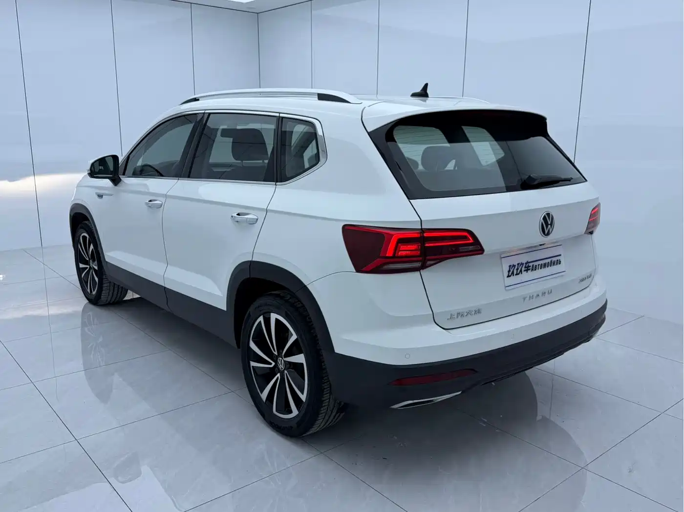 Volkswagen Tharu 2022 280TSI FWD Luxury Edition фото 6