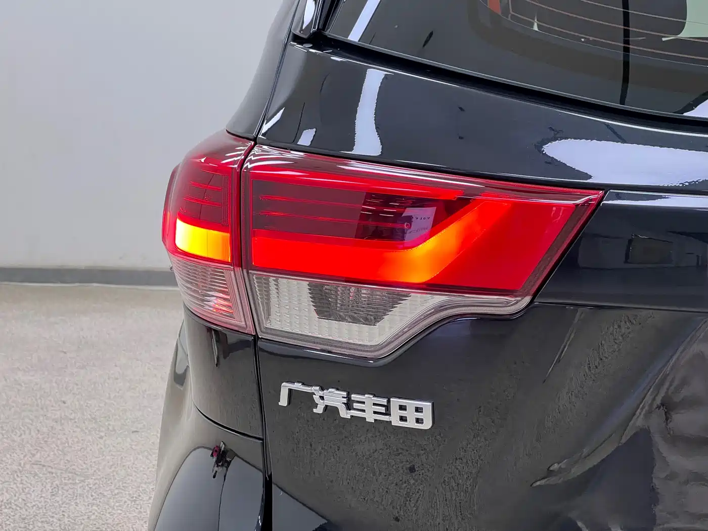 Toyota Highlander 2021 2.0T AWD Luxury 7-Seater фото 8