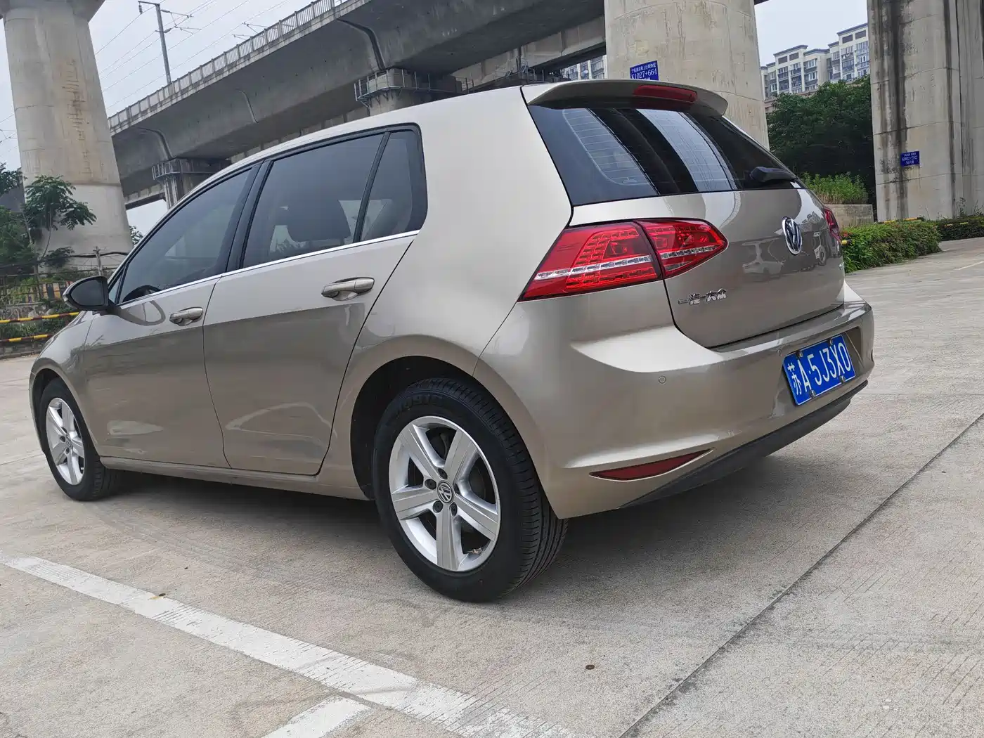 Volkswagen Golf 2016 1.6L Automatic Comfort фото 4