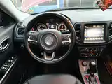 Фото 11 - Jeep Compass