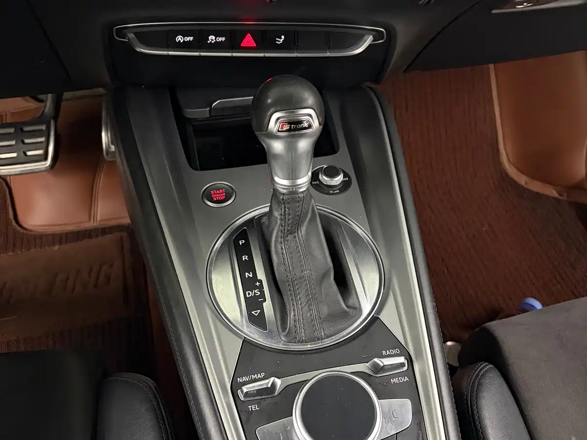 Audi TT 2015 TT Coupe 45 TFSI фото 8