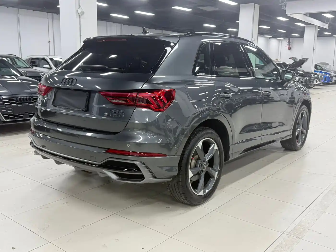 Audi Q3 2022 35 TFSI Fashion Dynamic фото 5