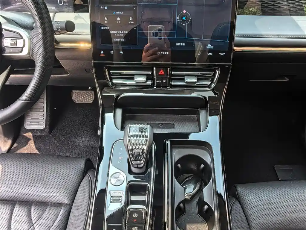 GAC Trumpchi Trumpchi M8 2023 Model Master Series Hybrid Ultimate Edition фото 10