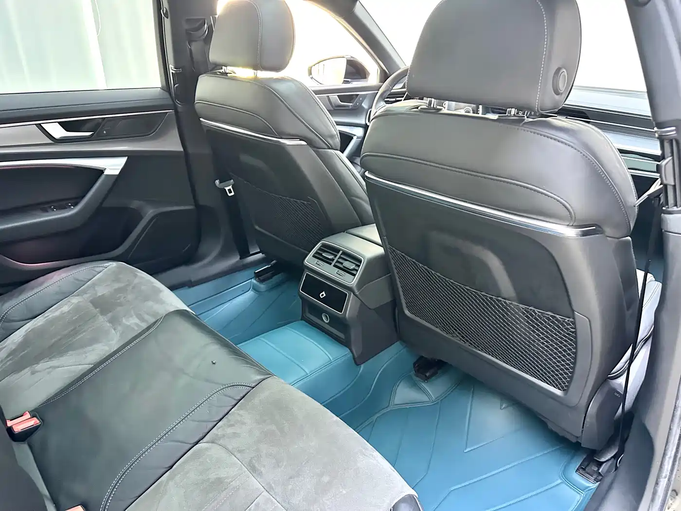 Audi A6L 2021 45 TFSI Exclusive Sport фото 12