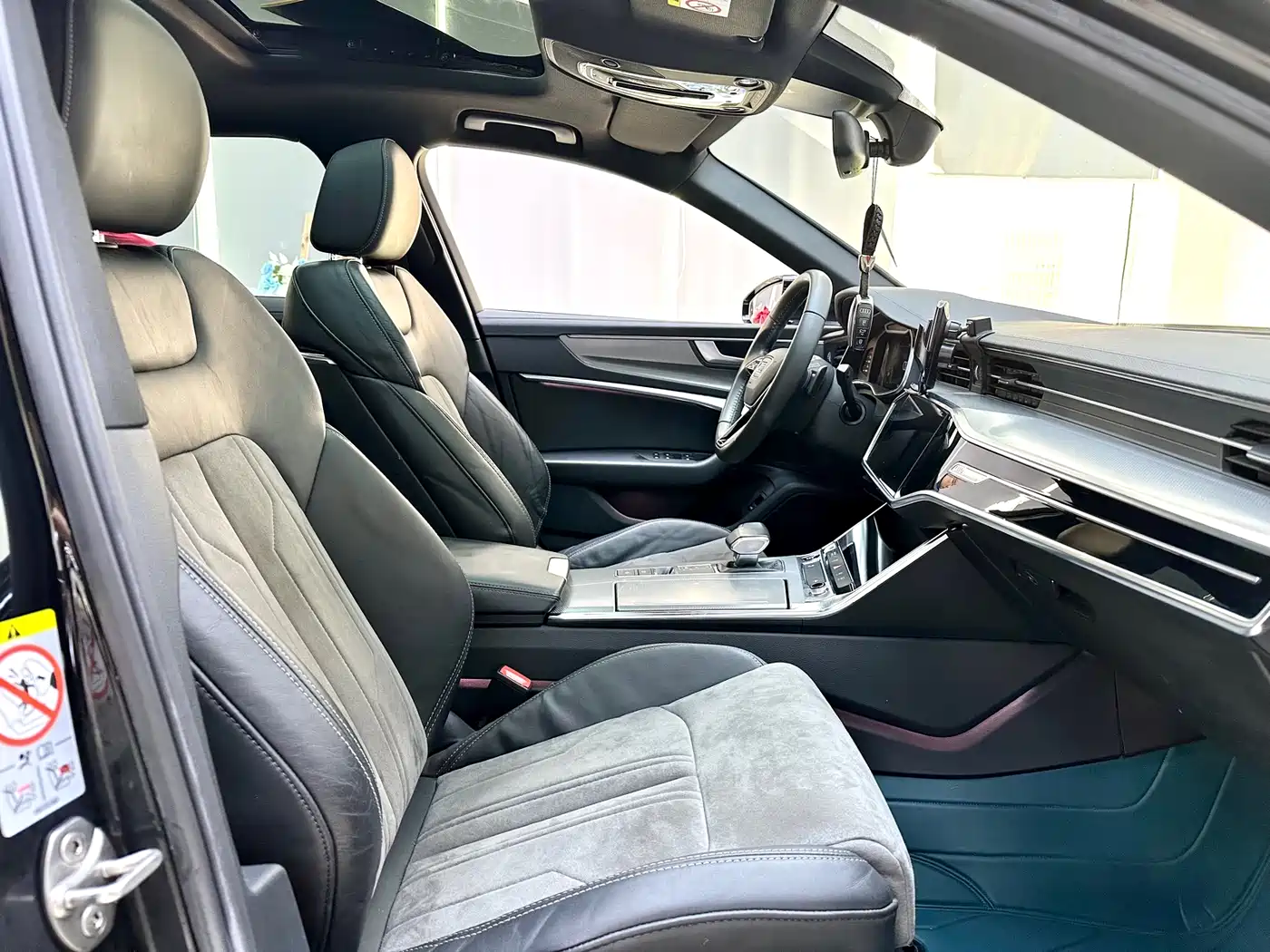 Audi A6L 2021 45 TFSI Exclusive Sport фото 11