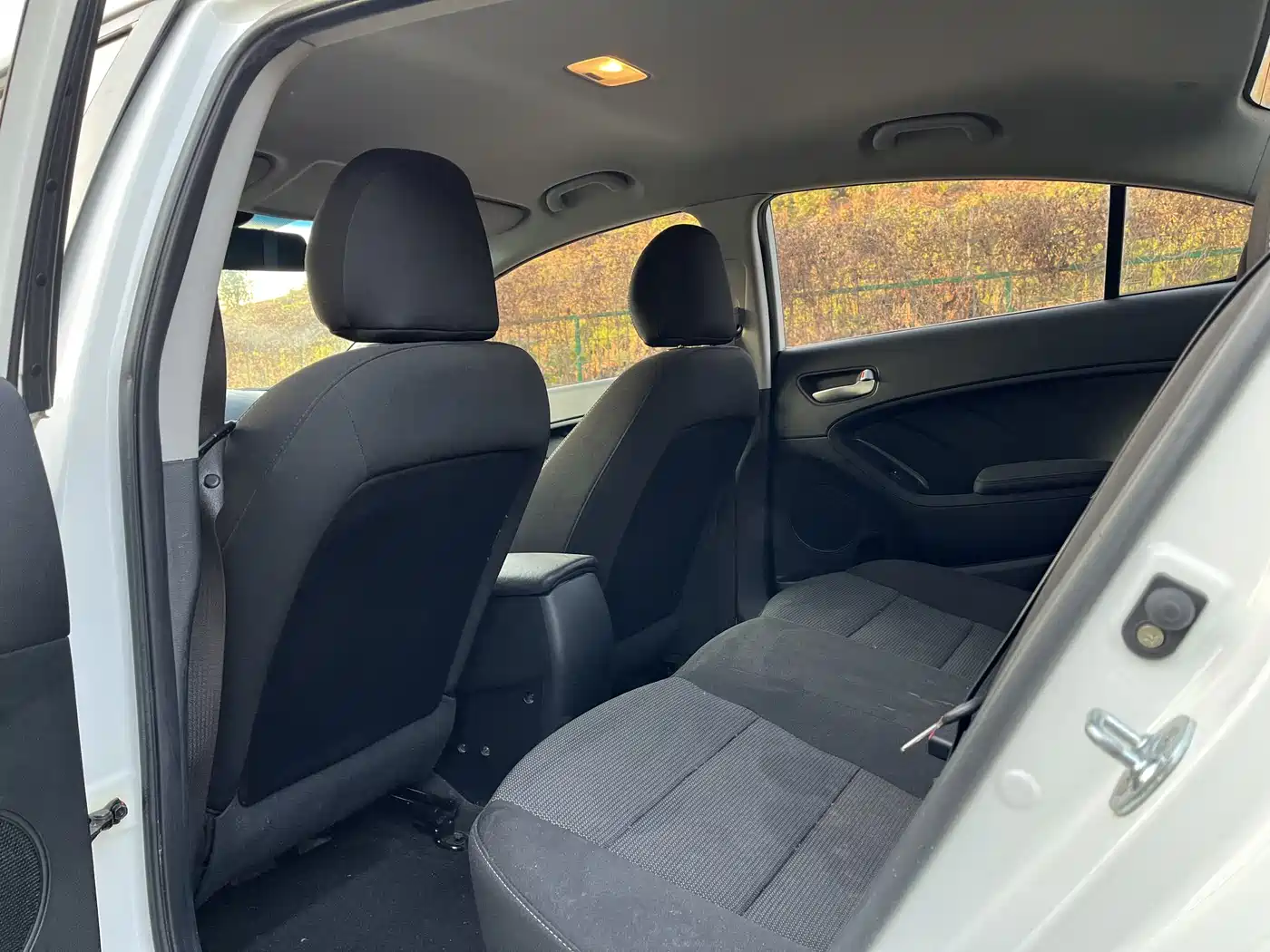Kia K3 2016 1.6L Manual GLS фото 10